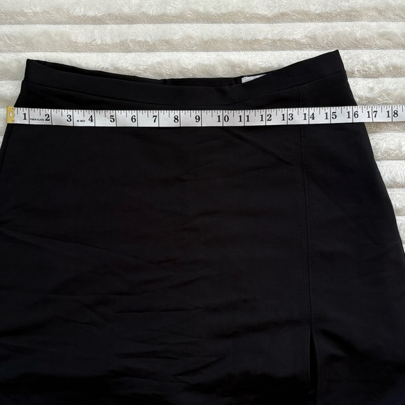 CALLAWAY Golf Skort Black Midi Mid Rise With Back Zip Black Size 8 - Picture 8 of 9